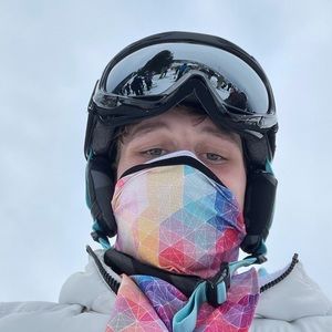 Meet your Posher, Evan